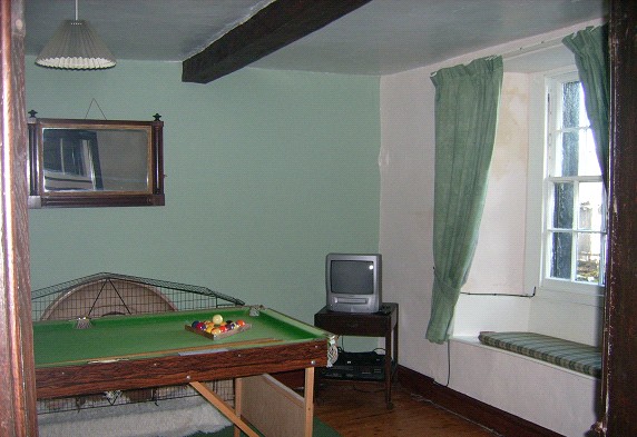 Scales Farm Cottage Games Room